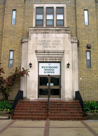 HJMS Entrance